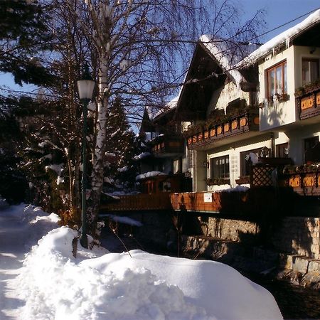 Gasthof Pension St. Wolfgang Kirchberg am Wechsel Exterior foto