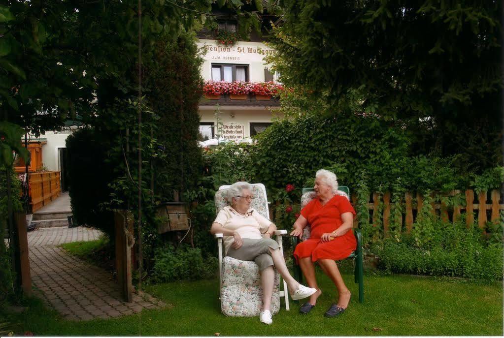 Gasthof Pension St. Wolfgang Kirchberg am Wechsel Exterior foto